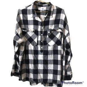 Old Navy Black and White Plaid Flannel Boyfriend Top Size XL